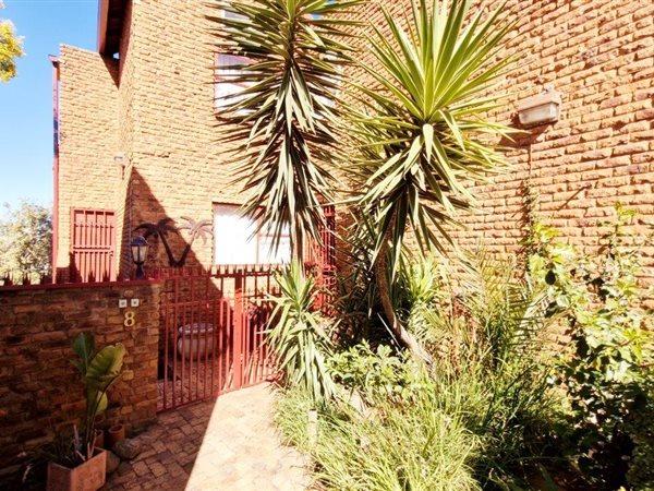 3 Bedroom Property for Sale in Bassonia Gauteng
