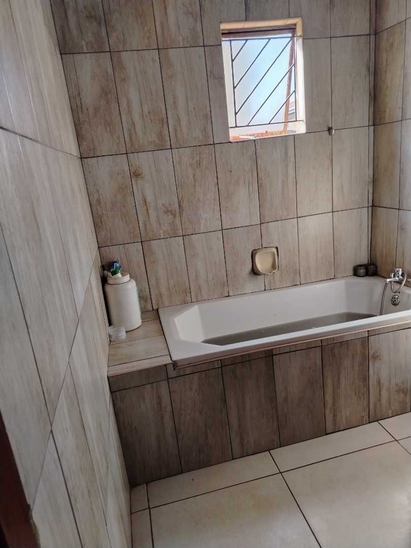 3 Bedroom Property for Sale in Tsakane Gauteng
