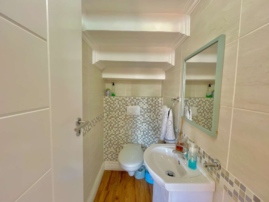 3 Bedroom Property for Sale in Woodhill Estate Gauteng