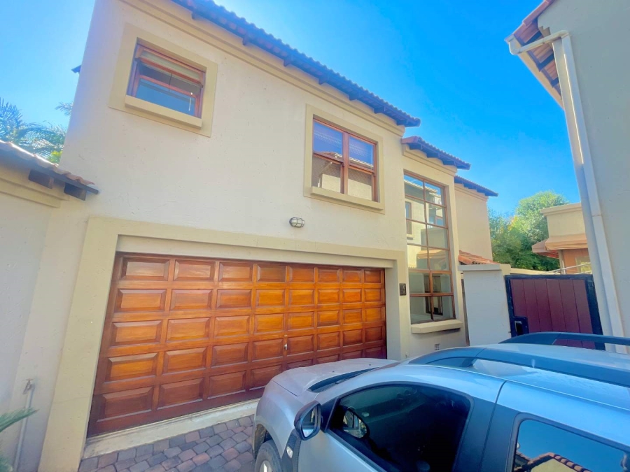 3 Bedroom Property for Sale in Woodhill Estate Gauteng