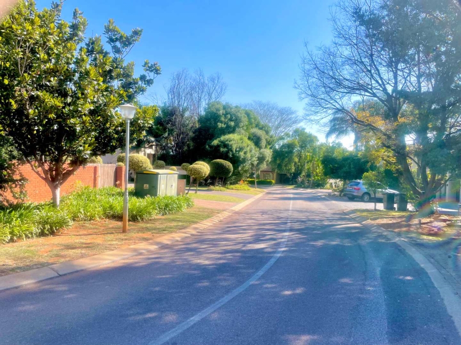 3 Bedroom Property for Sale in Woodhill Estate Gauteng