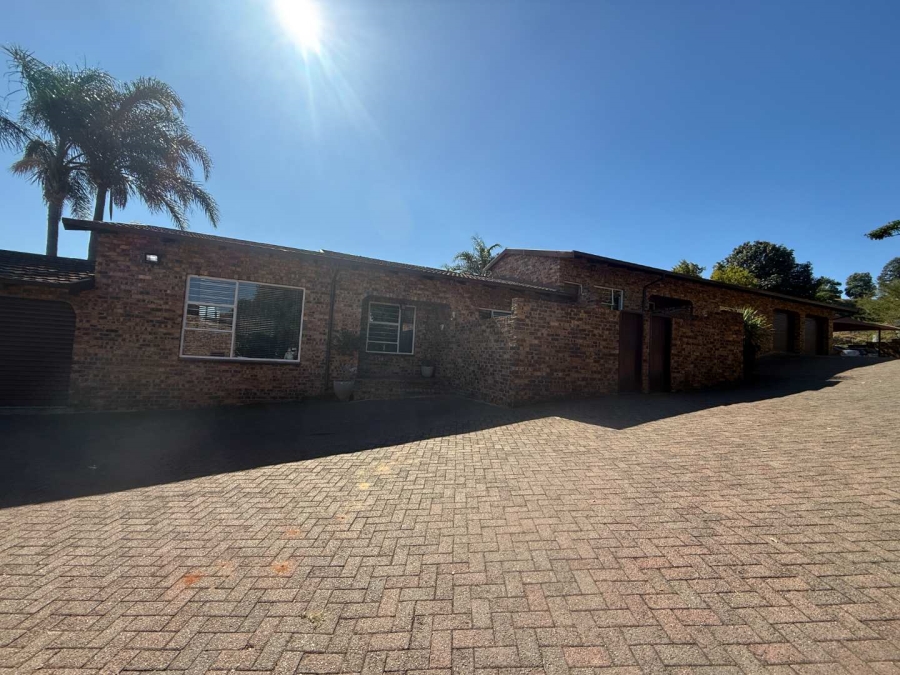 3 Bedroom Property for Sale in Breaunanda Gauteng