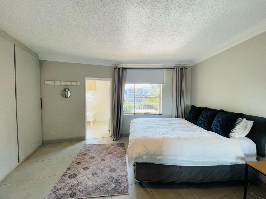 To Let 2 Bedroom Property for Rent in Sandhurst Gauteng