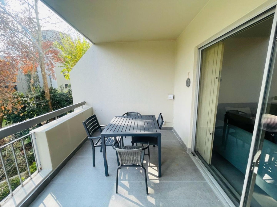 To Let 3 Bedroom Property for Rent in Sandhurst Gauteng