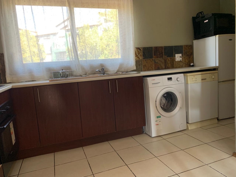 2 Bedroom Property for Sale in Honeydew Gauteng