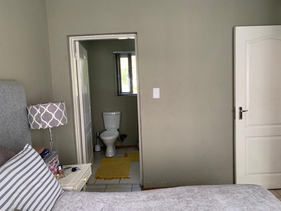 2 Bedroom Property for Sale in Honeydew Gauteng
