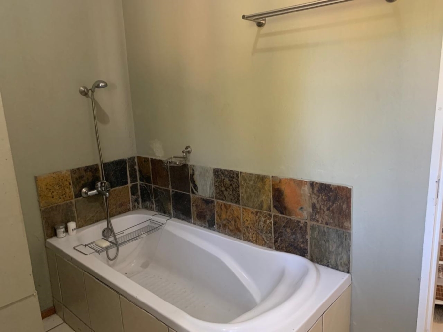 2 Bedroom Property for Sale in Honeydew Gauteng