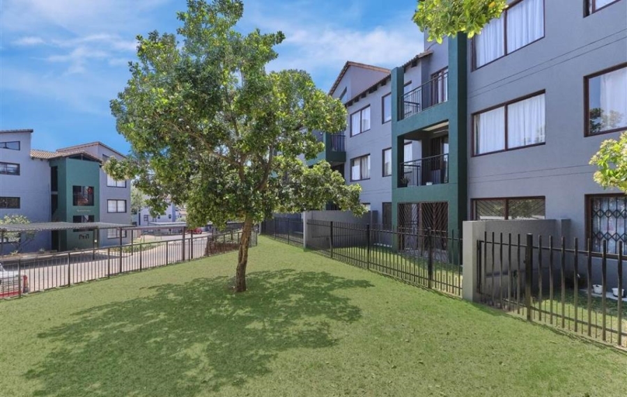 2 Bedroom Property for Sale in Honeydew Gauteng