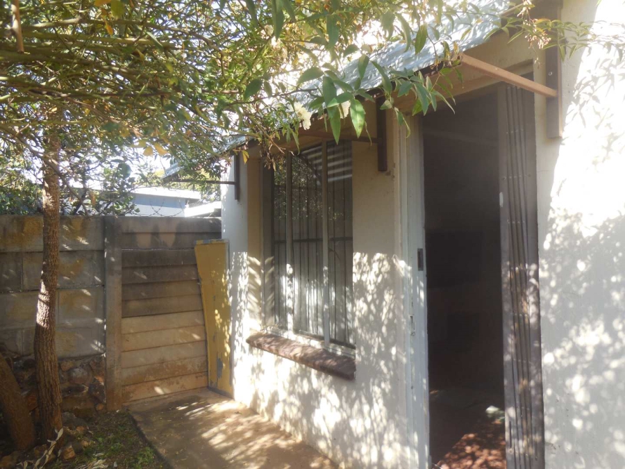2 Bedroom Property for Sale in East Lynne Gauteng