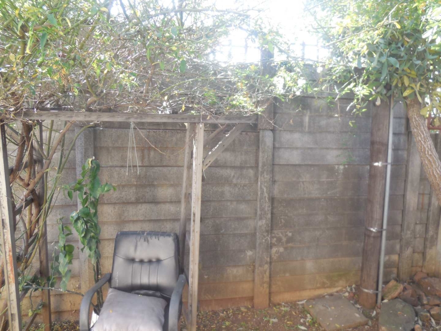 2 Bedroom Property for Sale in East Lynne Gauteng