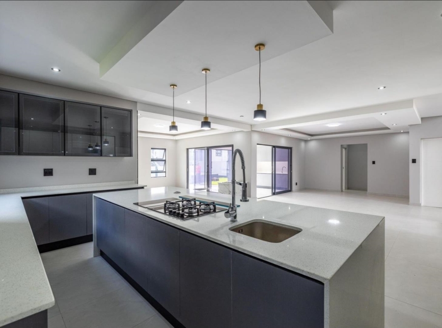 4 Bedroom Property for Sale in Six Fountains Residential Estate Gauteng