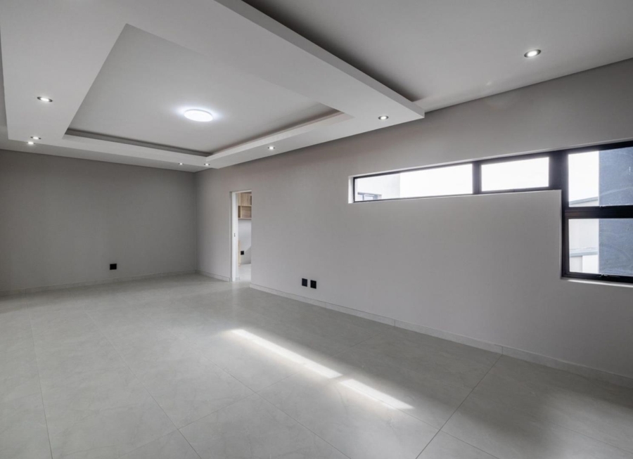 4 Bedroom Property for Sale in Six Fountains Residential Estate Gauteng