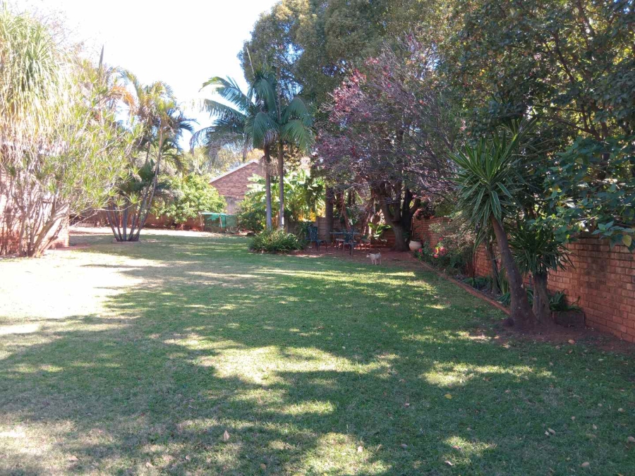 4 Bedroom Property for Sale in Ninapark Gauteng