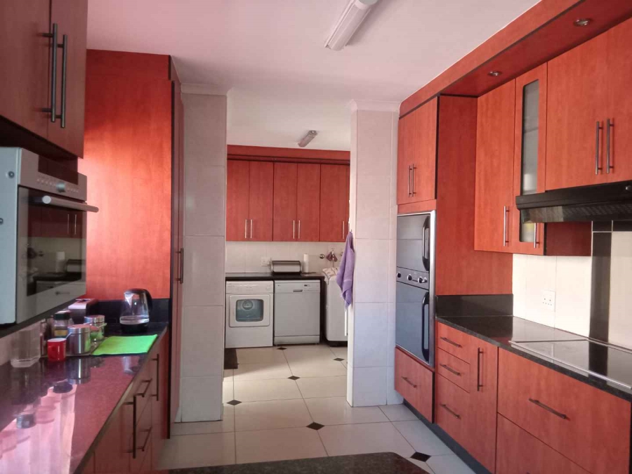 4 Bedroom Property for Sale in Ninapark Gauteng