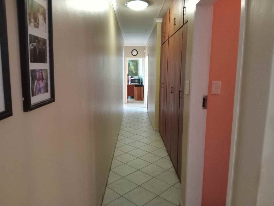 4 Bedroom Property for Sale in Ninapark Gauteng