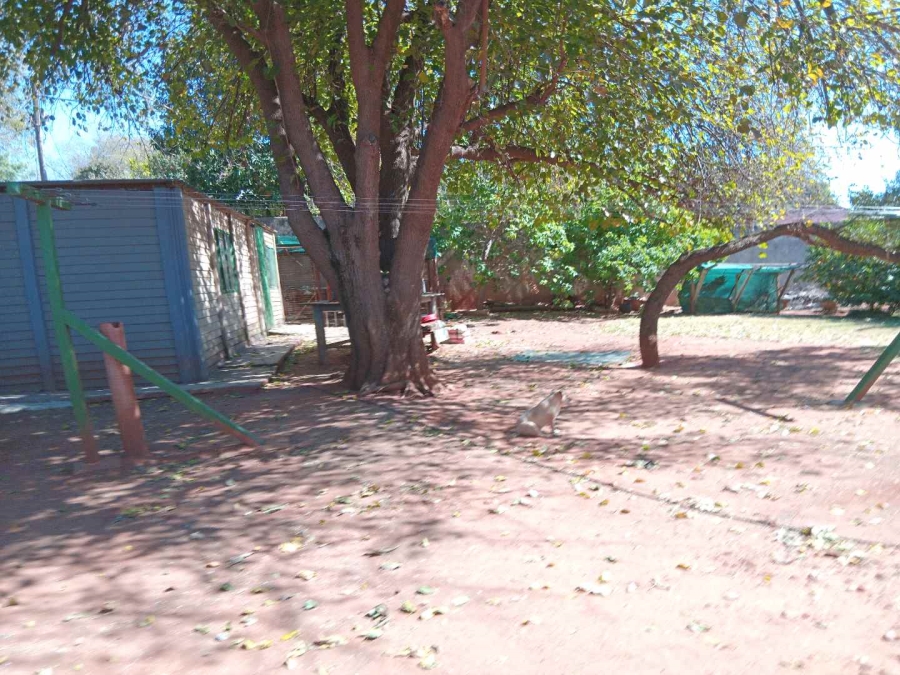 4 Bedroom Property for Sale in Ninapark Gauteng