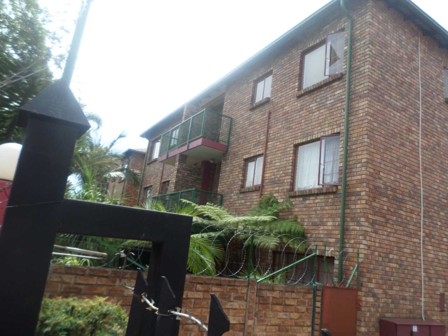 To Let 2 Bedroom Property for Rent in Moregloed Gauteng
