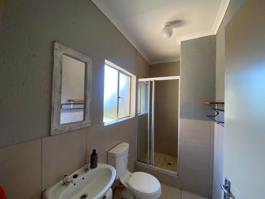 To Let 3 Bedroom Property for Rent in Fairland Gauteng
