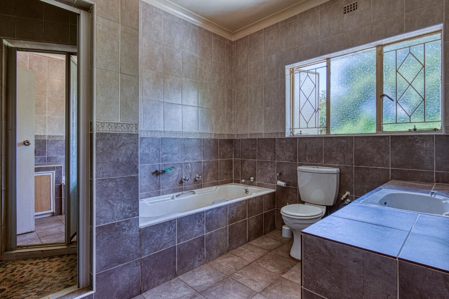 3 Bedroom Property for Sale in Mondeor Gauteng