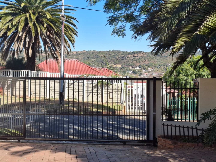3 Bedroom Property for Sale in Mondeor Gauteng
