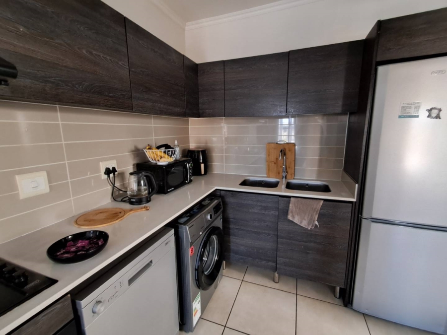 1 Bedroom Property for Sale in Oakdene Gauteng