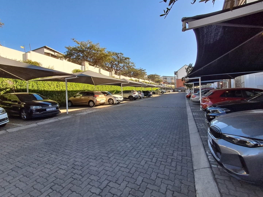 1 Bedroom Property for Sale in Oakdene Gauteng