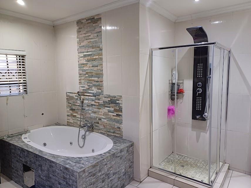 3 Bedroom Property for Sale in Florentia Gauteng
