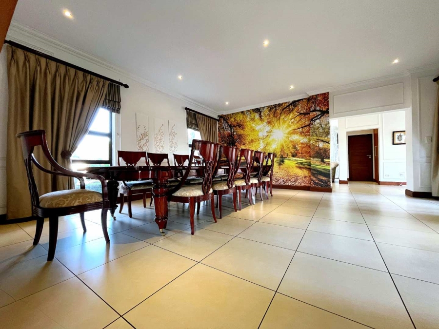 6 Bedroom Property for Sale in Mooikloof Gauteng