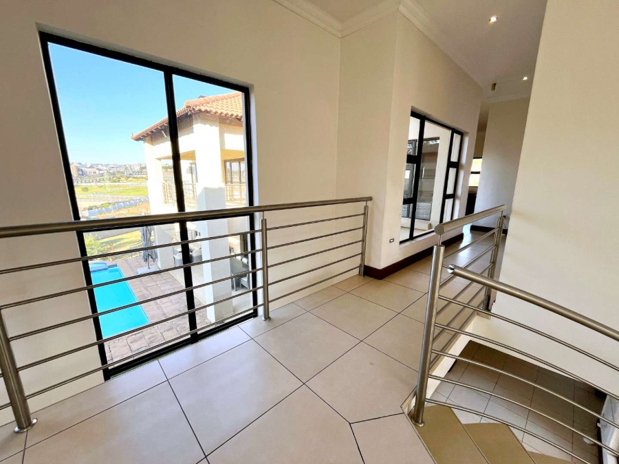 6 Bedroom Property for Sale in Mooikloof Gauteng