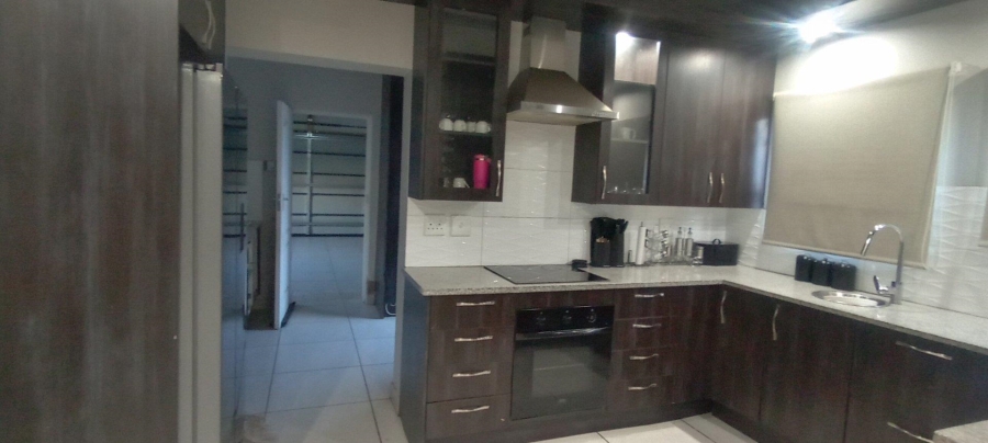 3 Bedroom Property for Sale in Zambezi Manor Lifestyle Estate Gauteng