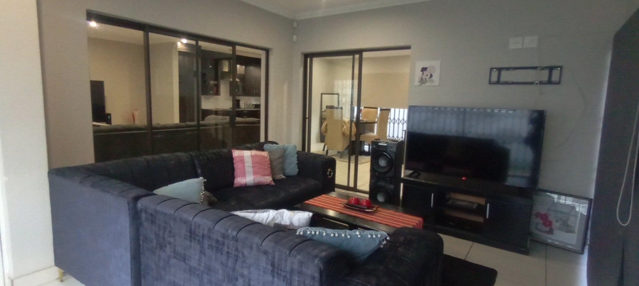 3 Bedroom Property for Sale in Zambezi Manor Lifestyle Estate Gauteng
