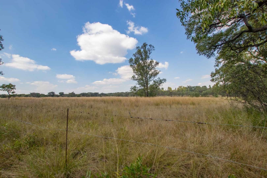 Commercial Property for Sale in De Tweedespruit Gauteng