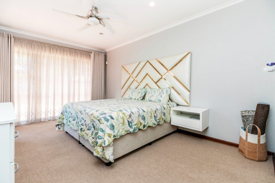 3 Bedroom Property for Sale in Darrenwood Gauteng