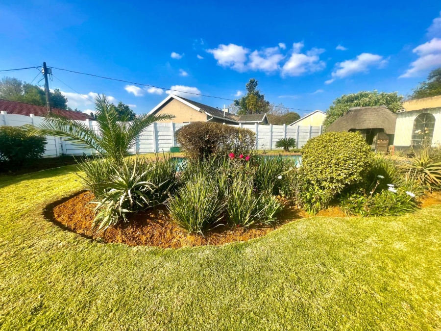 3 Bedroom Property for Sale in Esther Park Gauteng