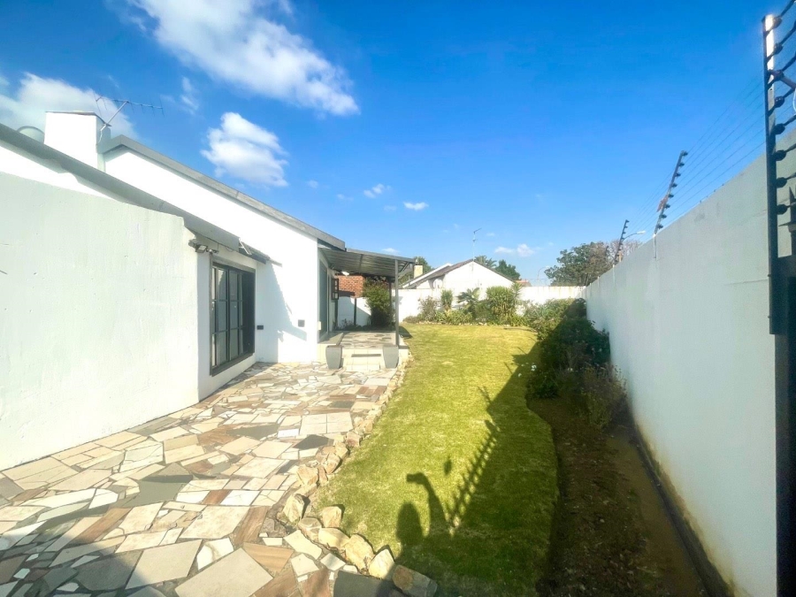 3 Bedroom Property for Sale in Esther Park Gauteng