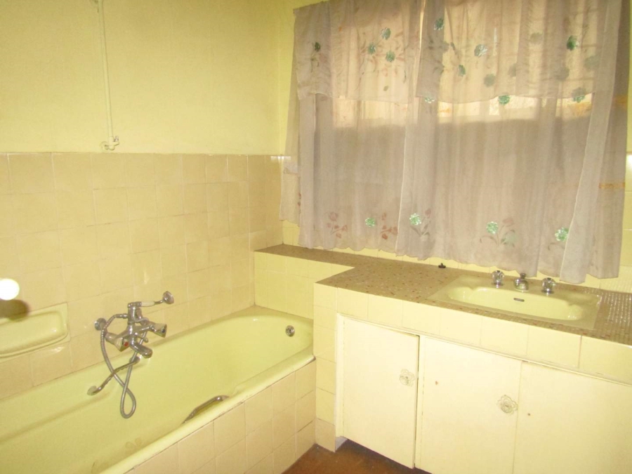 5 Bedroom Property for Sale in Sunningdale Gauteng