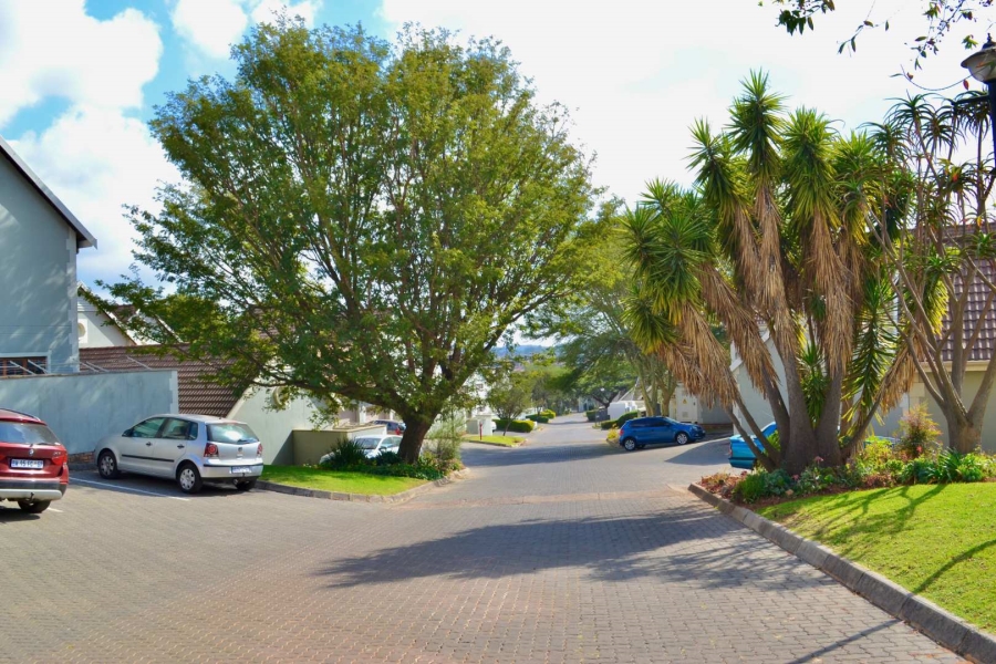 To Let 2 Bedroom Property for Rent in Olympus Gauteng