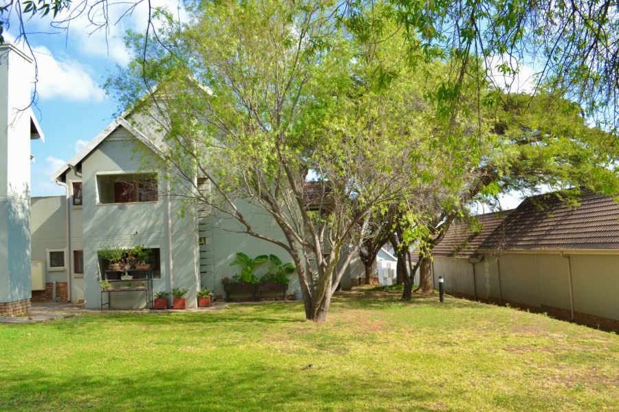 To Let 2 Bedroom Property for Rent in Olympus Gauteng