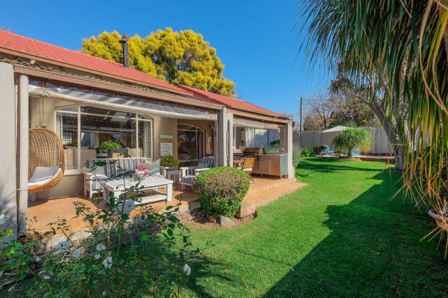 3 Bedroom Property for Sale in Buccleuch Gauteng
