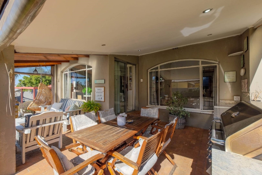 3 Bedroom Property for Sale in Buccleuch Gauteng