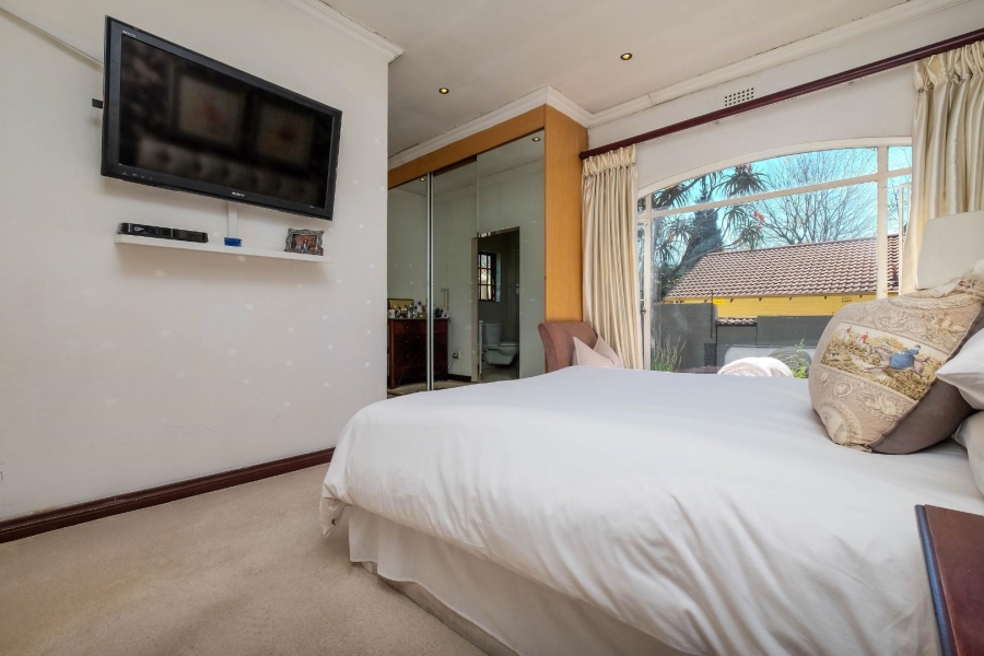 3 Bedroom Property for Sale in Buccleuch Gauteng