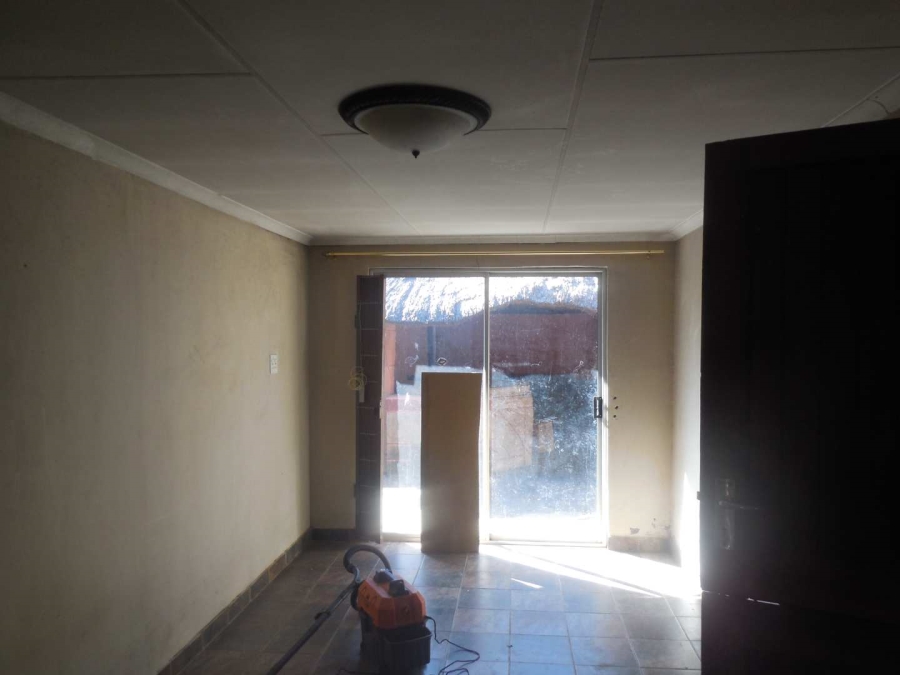To Let 3 Bedroom Property for Rent in Silverton Gauteng