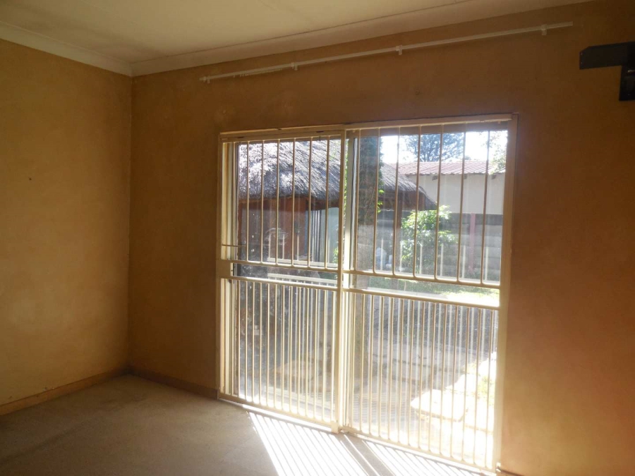 To Let 3 Bedroom Property for Rent in Silverton Gauteng