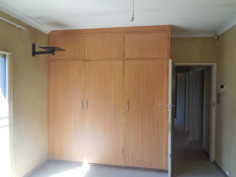 To Let 3 Bedroom Property for Rent in Silverton Gauteng