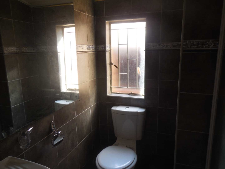 To Let 3 Bedroom Property for Rent in Silverton Gauteng