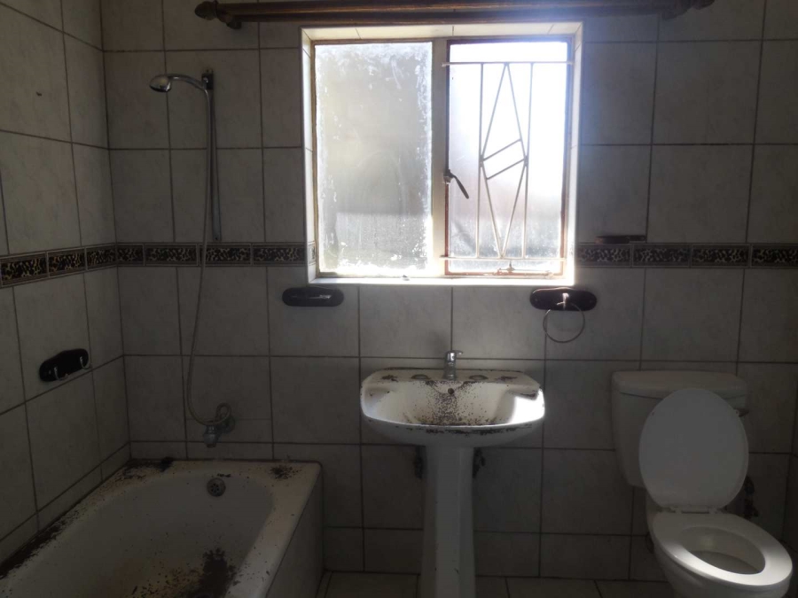 To Let 3 Bedroom Property for Rent in Silverton Gauteng
