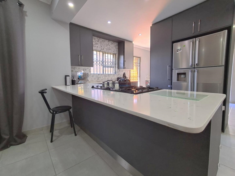 3 Bedroom Property for Sale in Bassonia Gauteng
