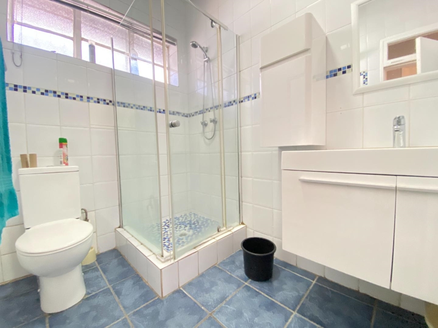 3 Bedroom Property for Sale in Robertsham Gauteng