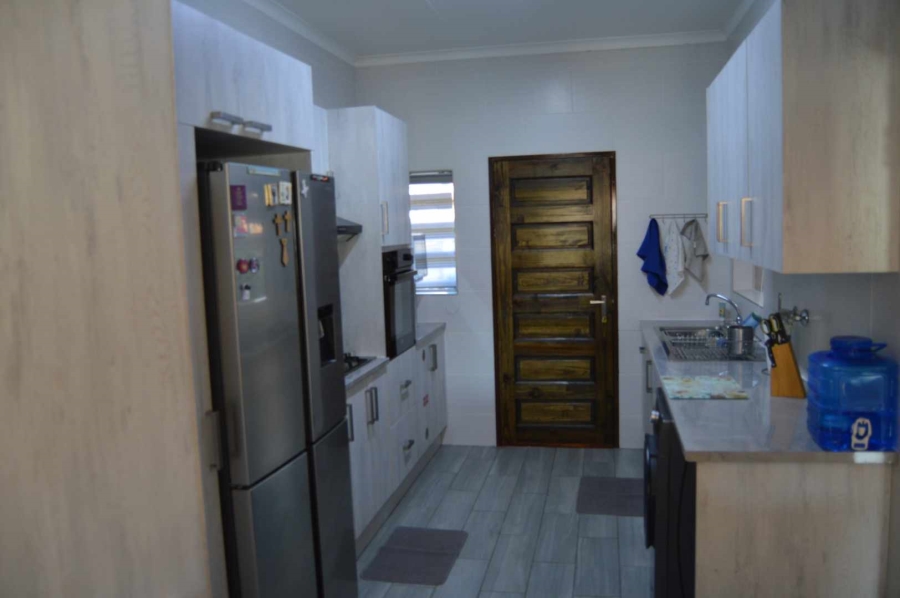 3 Bedroom Property for Sale in Randhart Gauteng