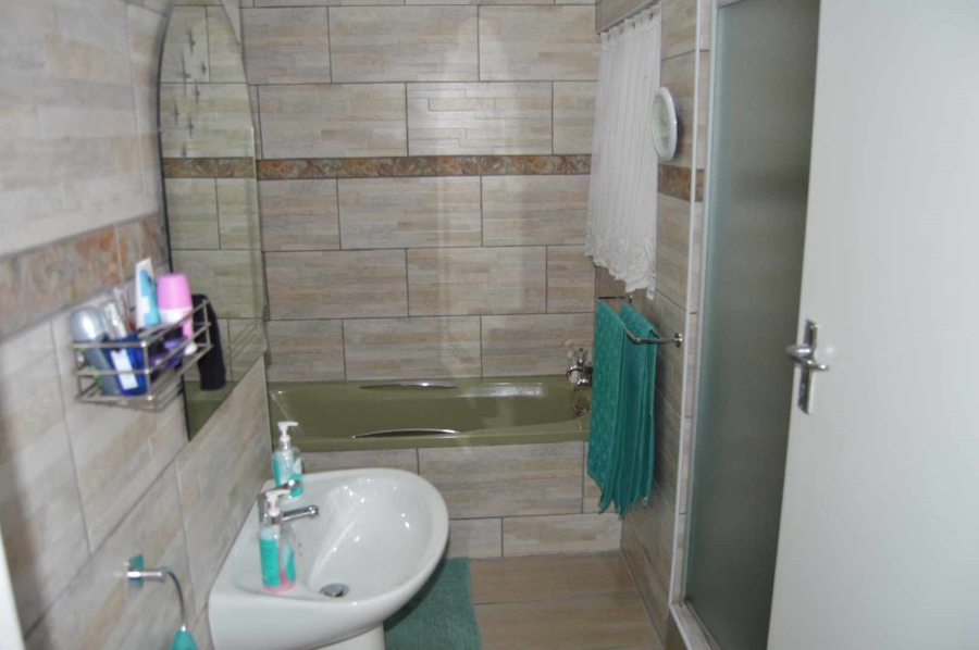 3 Bedroom Property for Sale in Randhart Gauteng
